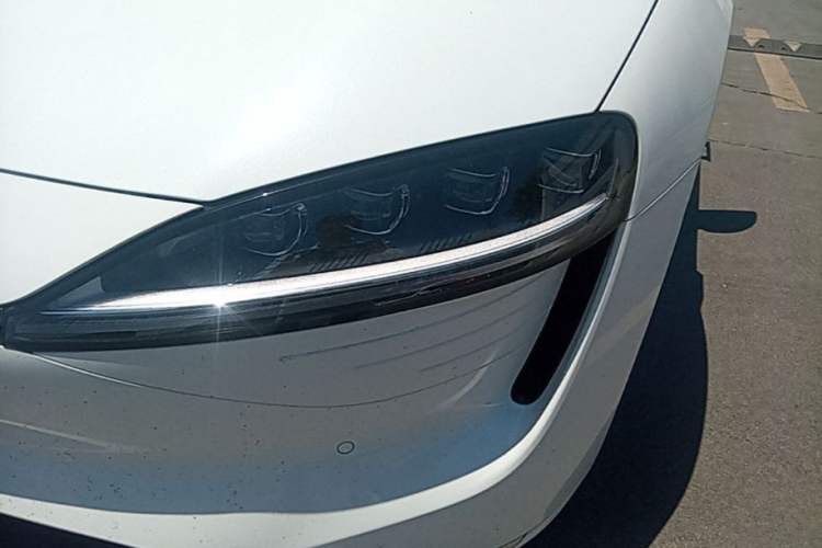 Used Hima Luxeed S7 2024 Max+ Rear-Drive Ultra-Range Intelligent Driving Edition Left Front Headlight