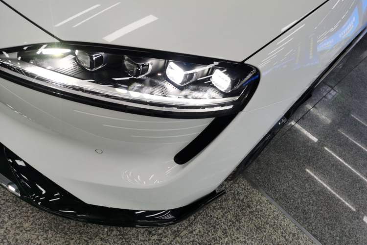 Used Hima Luxeed S7 2024 Max RS Four-Wheel-Drive Performance Edition Left Front Headlight
