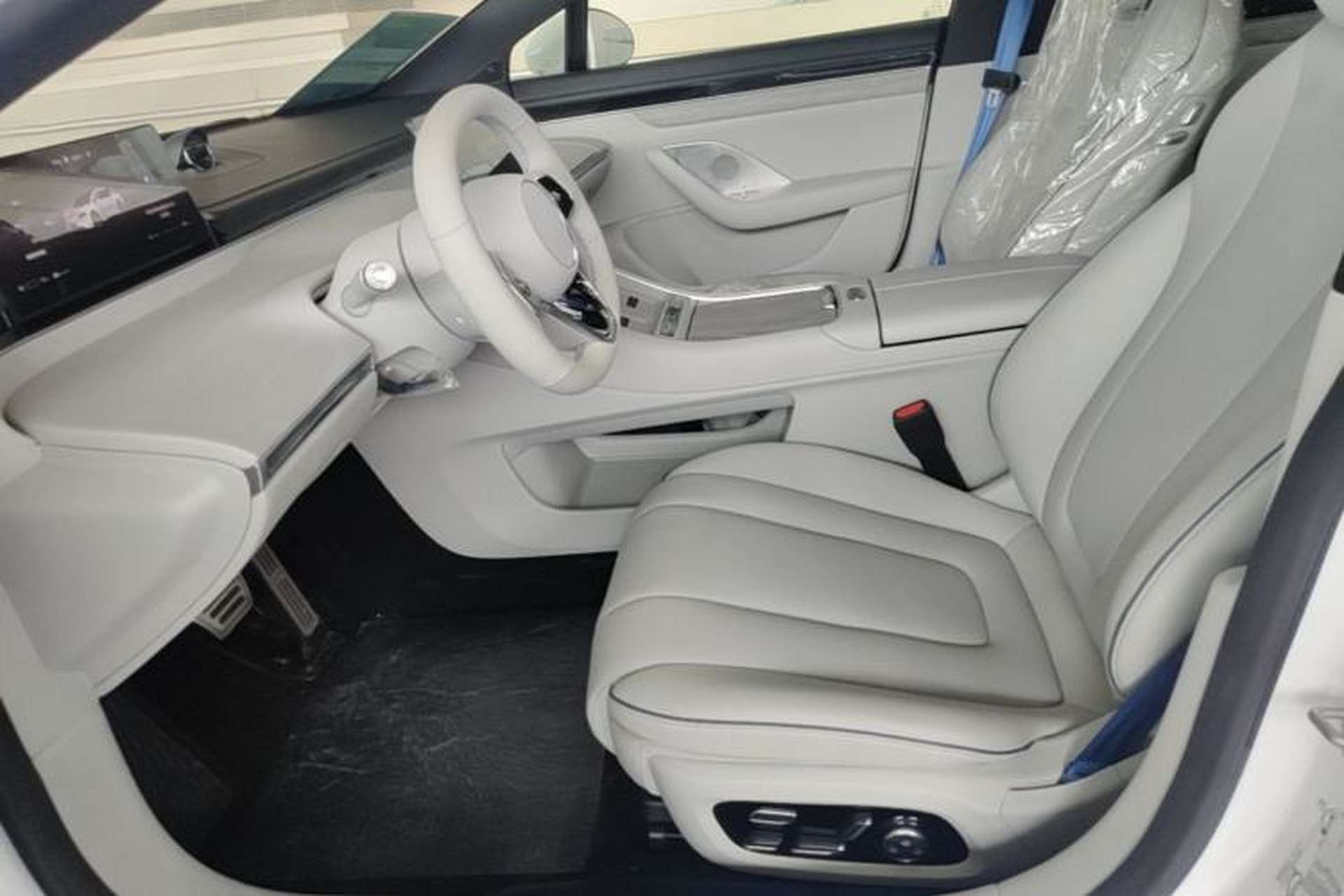 Used Hima Luxeed S7 2024 Pro Model Left Front Seat
