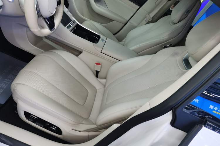 Used Hima Luxeed S7 2024 Max RS Four-Wheel-Drive Performance Edition Left Front Seat