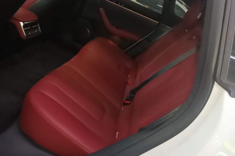 Used Hima Luxeed S7 2024 Max Left Rear Seat