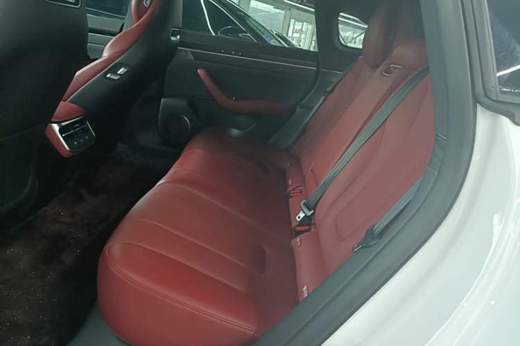 Used Hima Luxeed S7 2024 Max RS Four-Wheel-Drive Performance Edition Left Rear Seat