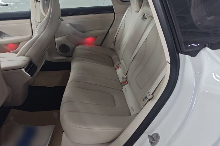Used Hima Luxeed S7 2024 Pro Rear-Drive Long-Range Version Left Rear Seat