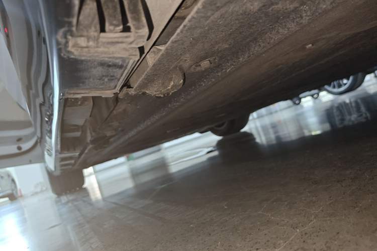Used Hima Luxeed S7 2024 Pro Rear-Drive Long-Range Version Left Side Sill