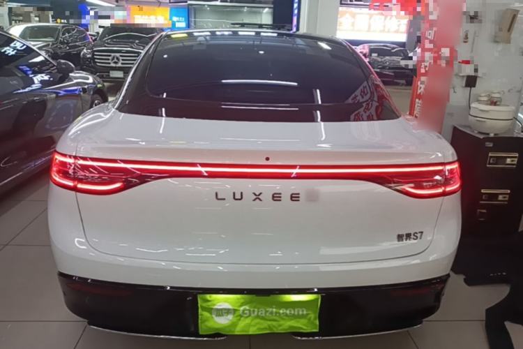 Used Hima Luxeed S7 2024 Max Rear