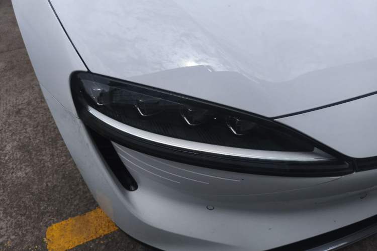 Used Hima Luxeed S7 2024 Max Right Front Headlight