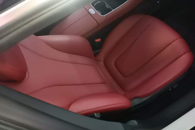 Used Hima Luxeed S7 2024 Max Right Front Seat