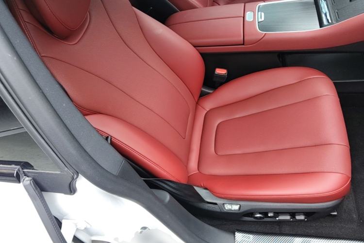 Used Hima Luxeed S7 2024 Pro Model Right Front Seat