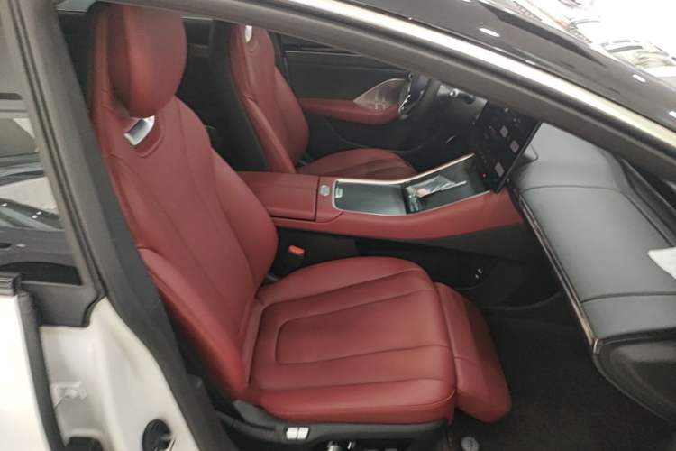 Used Hima Luxeed S7 2024 Max Right Front Seat