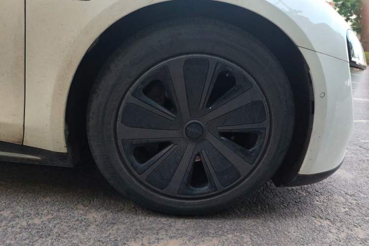 Used Hima Luxeed S7 2024 Max Rear-Drive Long-Range Intelligent Driving Version Right Front Wheel Hub