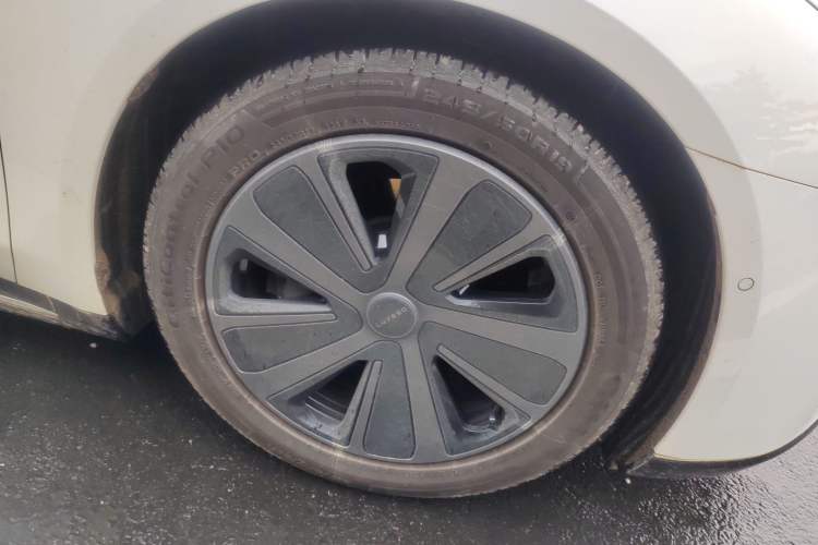 Used Hima Luxeed S7 2024 Max Rear-Drive Long-Range Intelligent Driving Version Right Front Wheel Hub