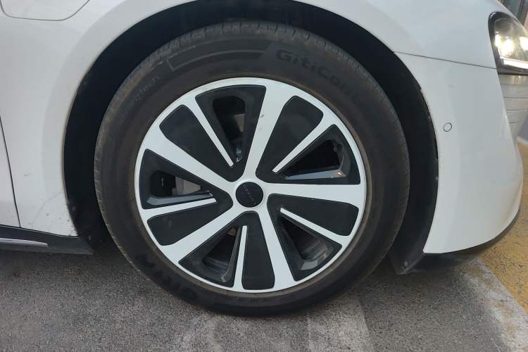 Used Hima Luxeed S7 2024 Max Right Front Wheel Hub