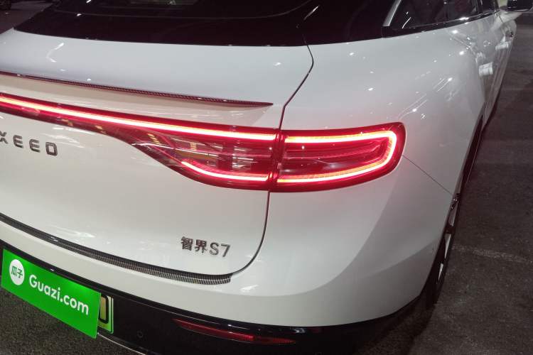 Used Hima Luxeed S7 2024 Pro Model Right Rear Taillight