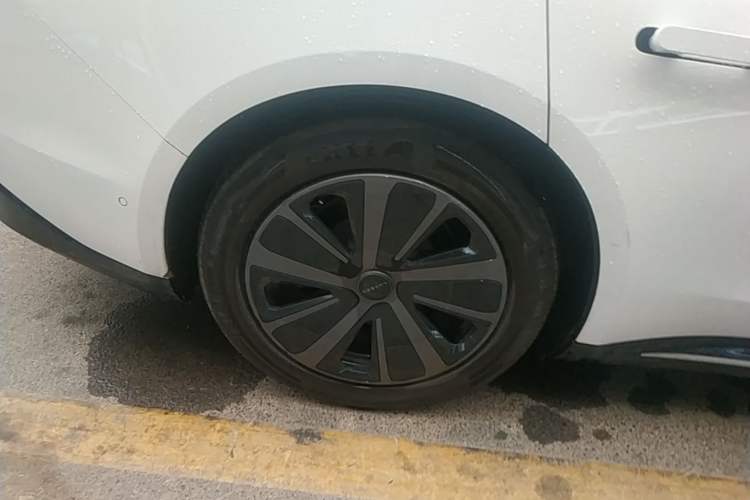 Used Hima Luxeed S7 2024 Max Right Rear Wheel Hub