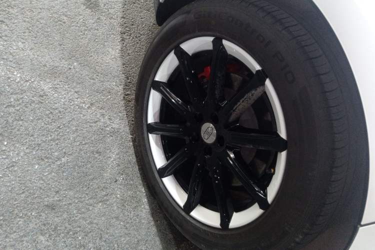 Used Hima Luxeed S7 2024 Pro Model Right Rear Wheel Hub