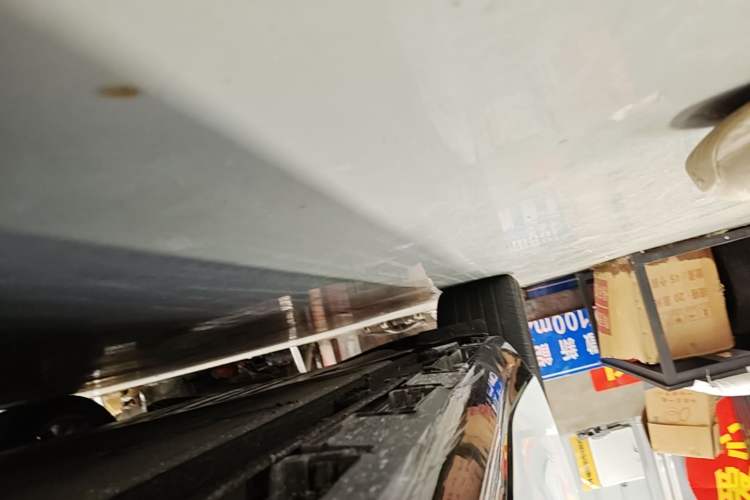 Used Hima Luxeed S7 2024 Max RS Right Side Sill