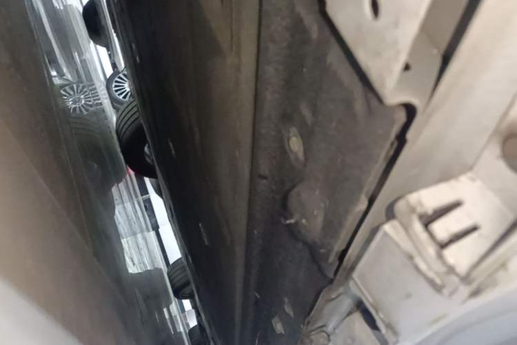 Used Hima Luxeed S7 2024 Pro Rear-Drive Long-Range Version Right Side Sill