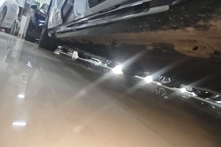 Used Hima Luxeed S7 2024 Max Right Side Sill