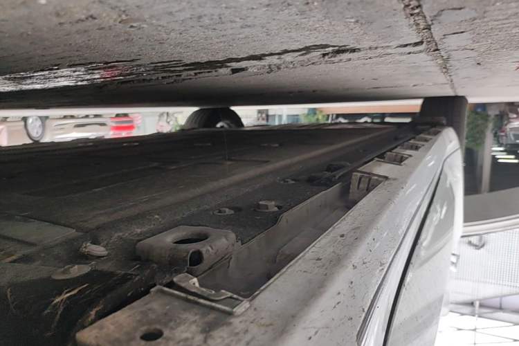 Used Hima Luxeed S7 2024 Max+ Rear-Drive Ultra-Range Intelligent Driving Edition Right Side Sill