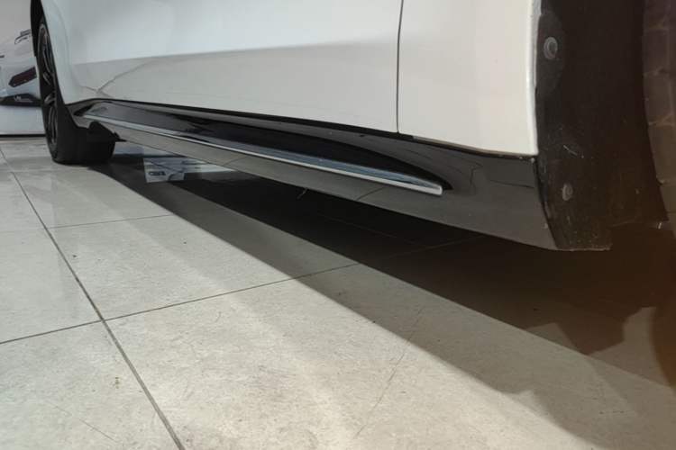 Used Hima Luxeed S7 2024 Max Rear-Drive Long-Range Intelligent Driving Version Right Side Sill