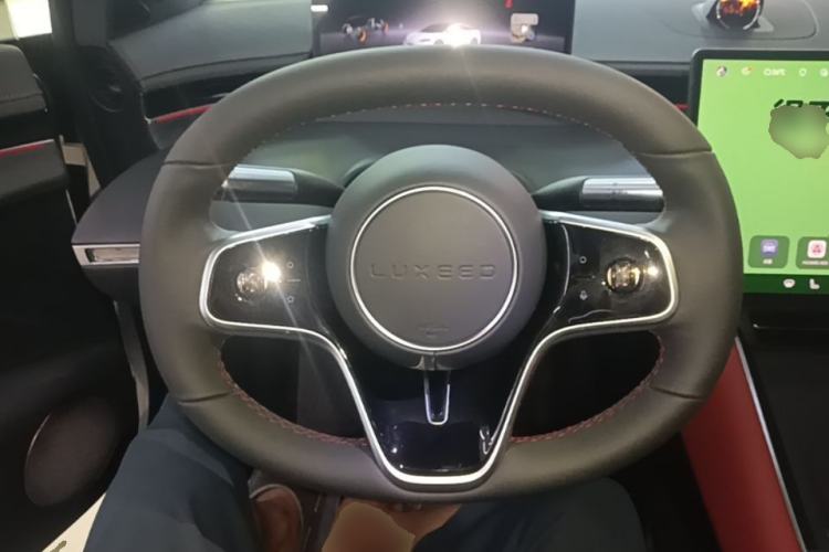Used Hima Luxeed S7 2024 Max Steering Wheel