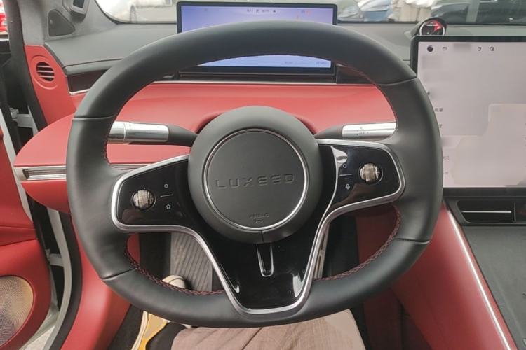 Used Hima Luxeed S7 2024 Max+ Rear-Drive Ultra-Range Intelligent Driving Edition Steering Wheel