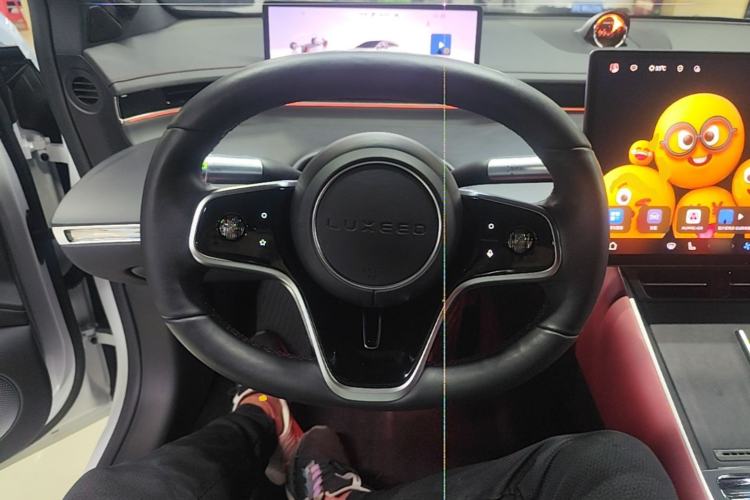 Used Hima Luxeed S7 2024 Pro Model Steering Wheel