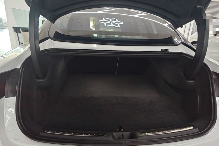 Used Hima Luxeed S7 2024 Pro Rear-Drive Long-Range Version Trunk