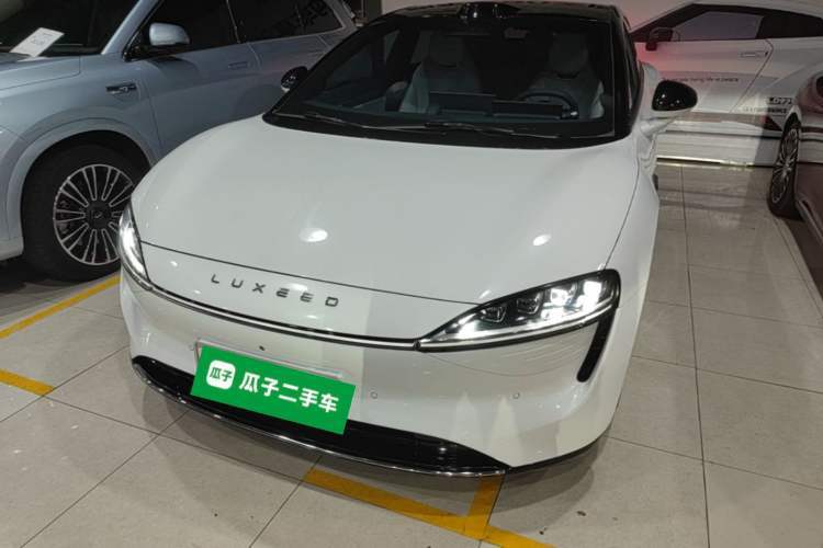 Used Hima Luxeed S7 2024 Max Rear-Drive Long-Range Intelligent Driving Version Guazi used car, China used car export, Used car for sale, Used Hima cars, Cheapest cars for sale, Electric vehicle, New energy car