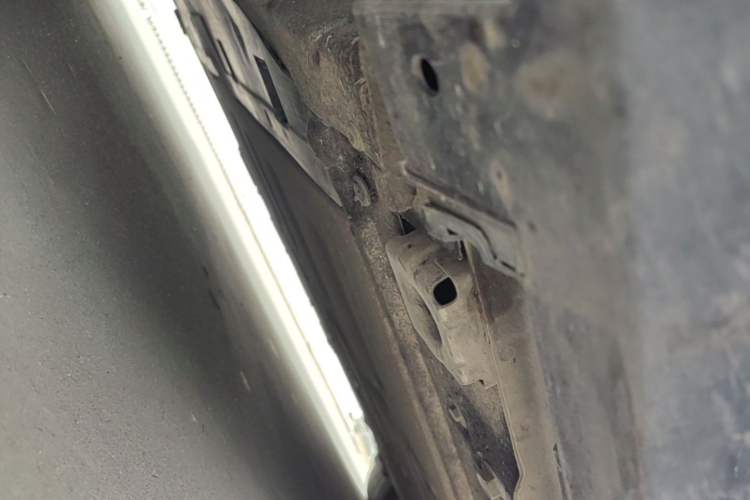 Used Hima Luxeed S7 2024 Max Chassis Front Left