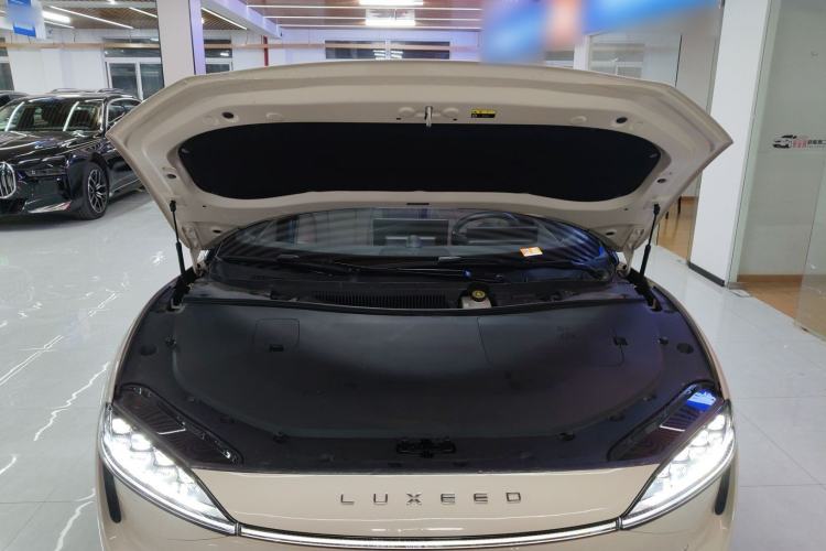 Used Hima Luxeed S7 2024 Max+ Rear-Drive Ultra-Range Intelligent Driving Edition Engine Bay