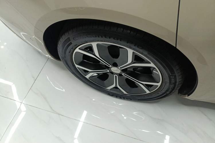 Used Hima Luxeed S7 2024 Pro Rear-Drive Long-Range Version Exterior 6
