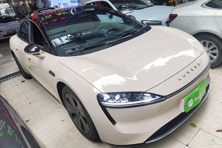 Used Hima Luxeed S7 2024 Max Front Right 45 Deg
