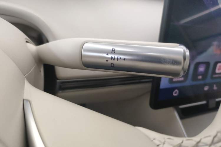 Used Hima Luxeed S7 2024 Pro Rear-Drive Long-Range Version Gear Lever