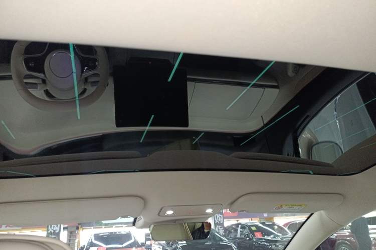 Used Hima Luxeed S7 2024 Pro Rear-Drive Long-Range Version Headliner