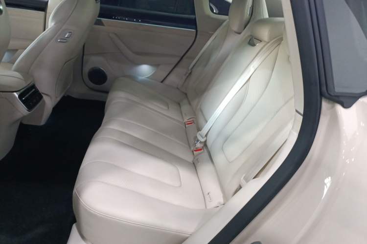 Used Hima Luxeed S7 2024 Pro Rear-Drive Long-Range Version Interior 4
