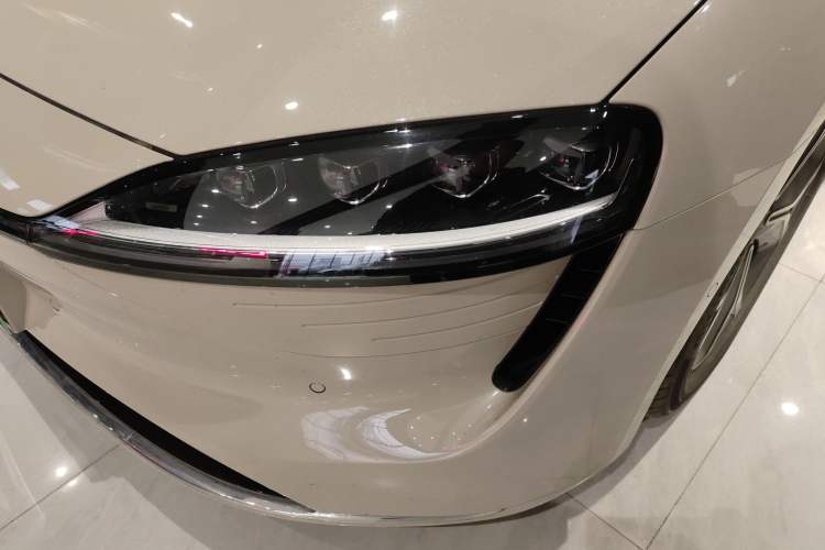 Used Hima Luxeed S7 2024 Pro Rear-Drive Long-Range Version Left Front Headlight