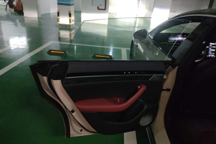 Used Hima Luxeed S7 2024 Max Rear-Drive Long-Range Intelligent Driving Version Left Rear Door Interior