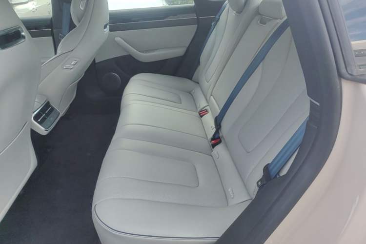 Used Hima Luxeed S7 2024 Max Left Rear Seat