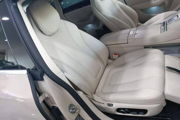 Used Hima Luxeed S7 2024 Pro Rear-Drive Long-Range Version Right Front Seat