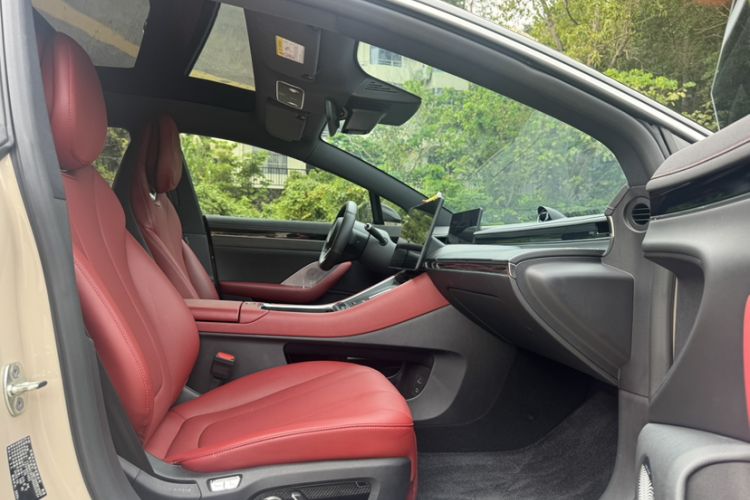 Used Hima Luxeed S7 2024 Max Right Front Seat