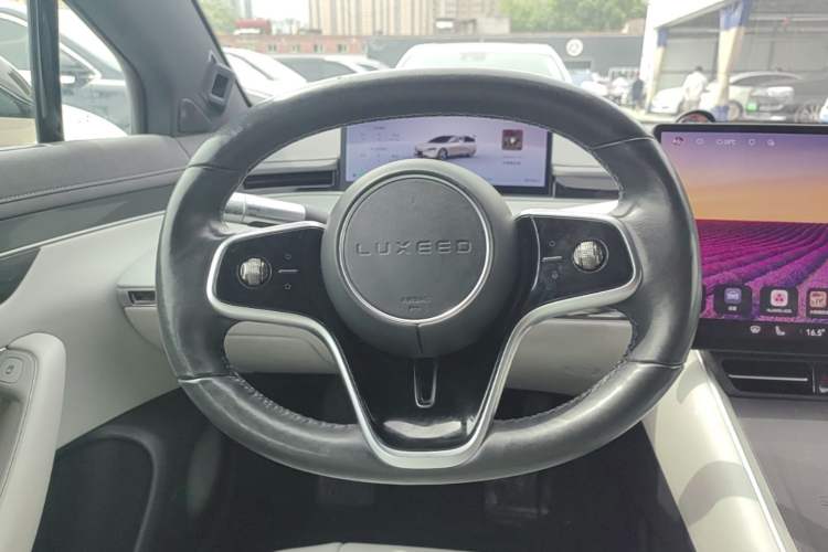 Used Hima Luxeed S7 2024 Max Steering Wheel