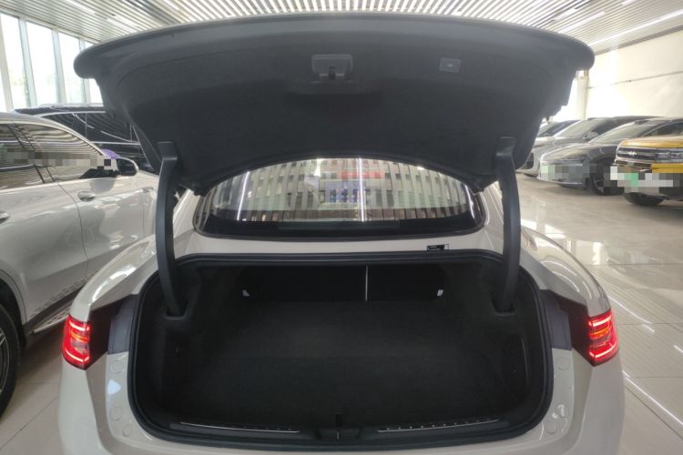 Used Hima Luxeed S7 2024 Pro Rear-Drive Long-Range Version Trunk