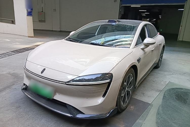Hima Luxeed S7 2025 705 km Max