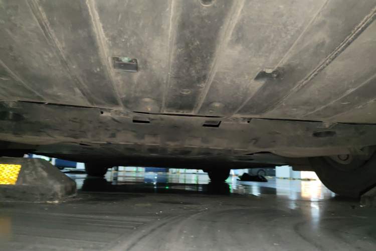 Used Hima Luxeed S7 2025 855 km Max Chassis Rear