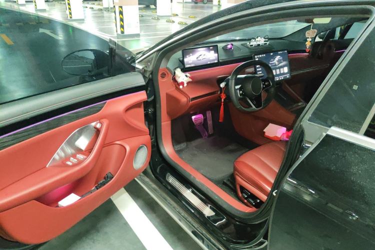 Used Hima Luxeed S7 2025 855 km Max Driver Seat