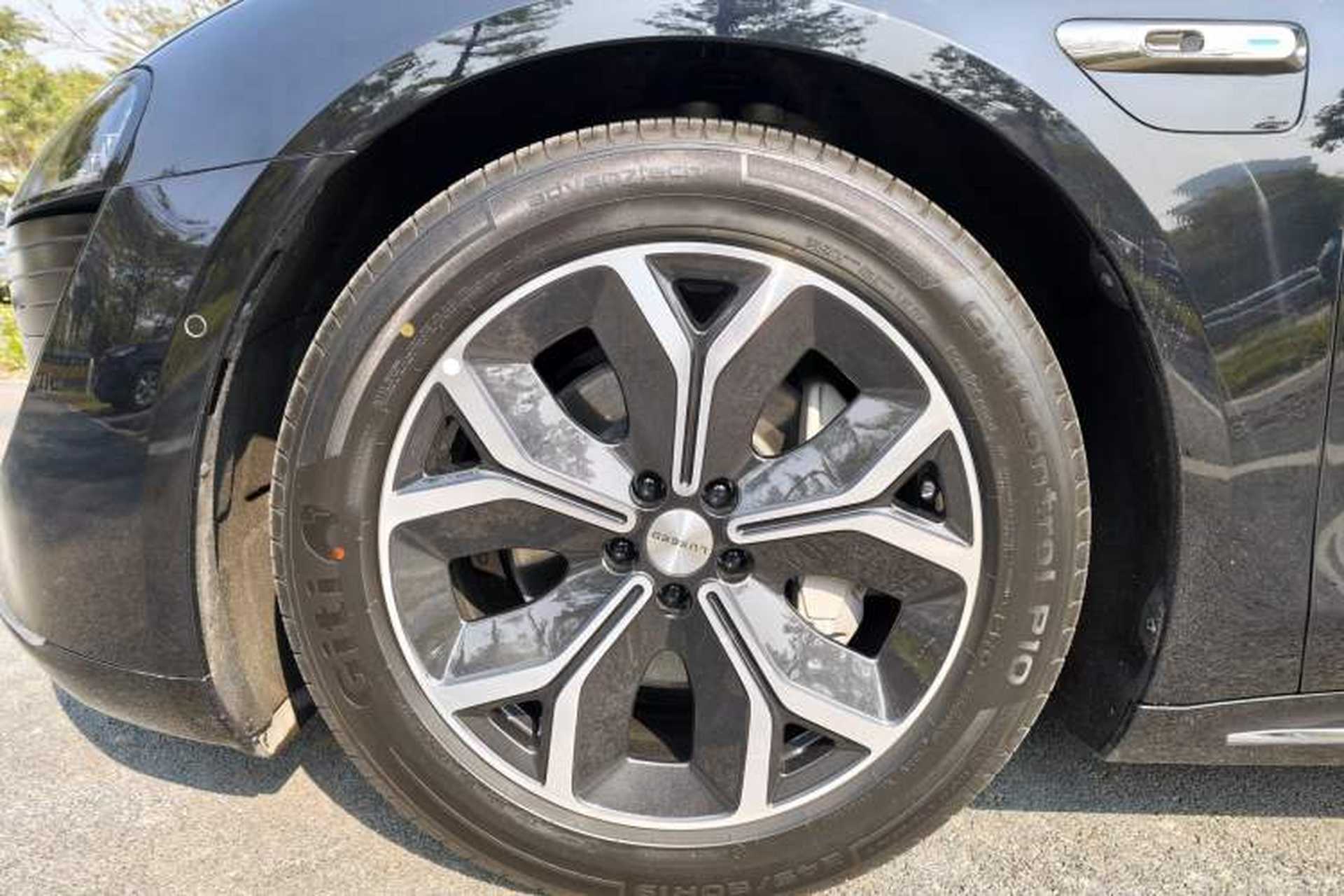 Used Hima Luxeed S7 2025 855 km Max Exterior 3