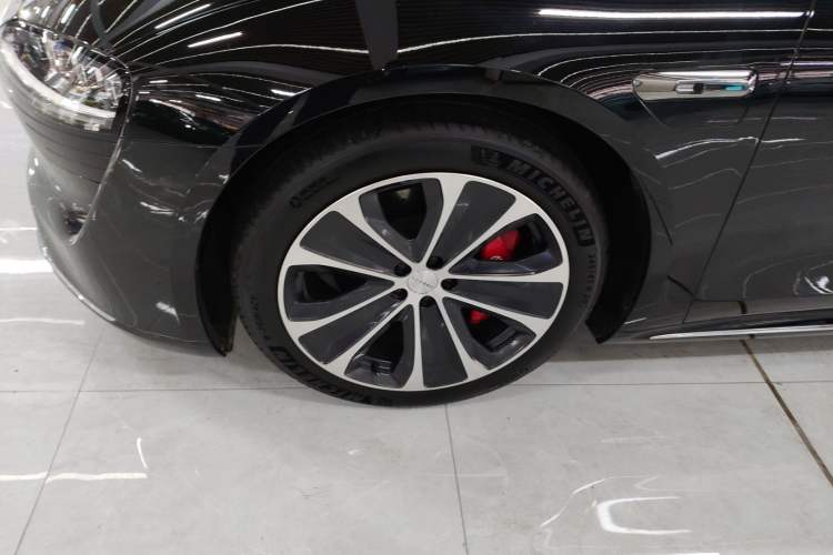 Used Hima Luxeed S7 2025 785 km Ultra Exterior 4