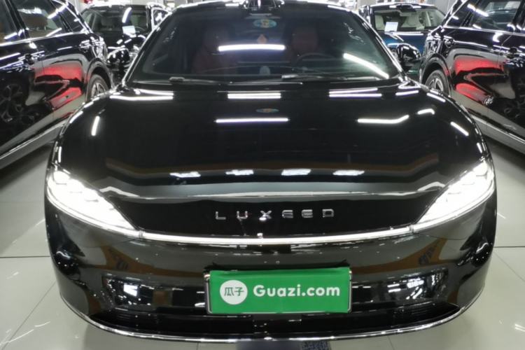 Used Hima Luxeed S7 2025 855 km Max Front