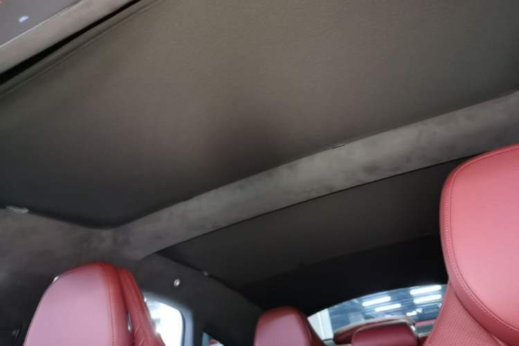 Used Hima Luxeed S7 2025 855 km Max Headliner